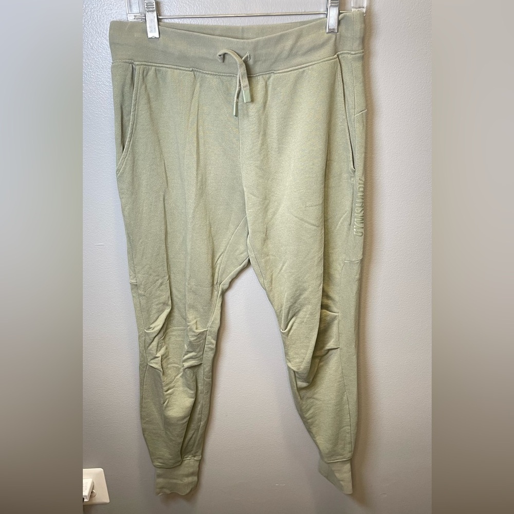 Gymshark Men's‎ Sage Green Restore Joggers Pant Size Medium